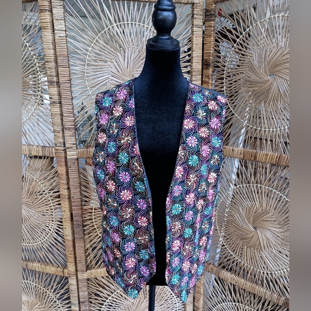 Colorful Swirl Pattern Women's Embroidered Vest_ One Size
